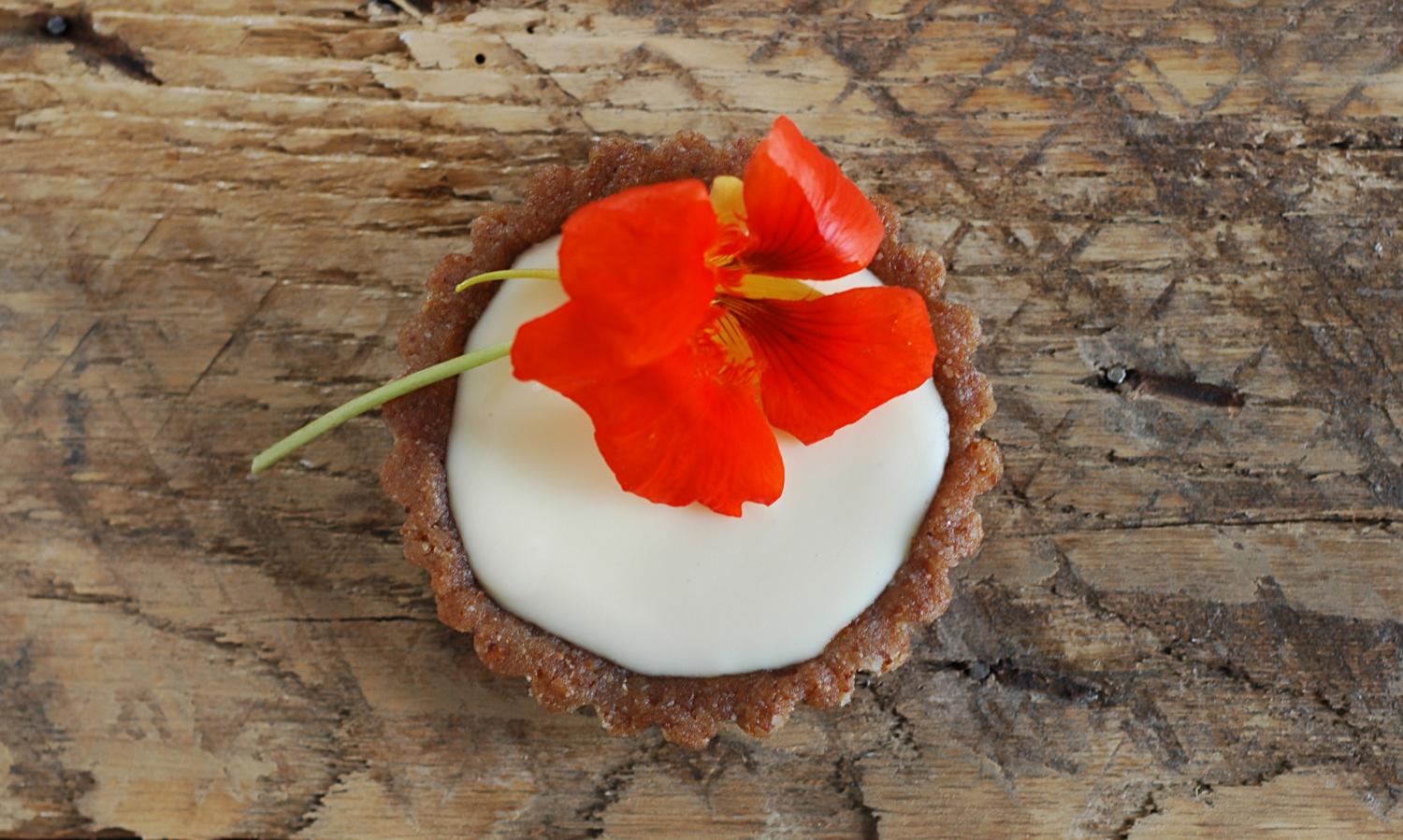 Lemon with Nasturtium