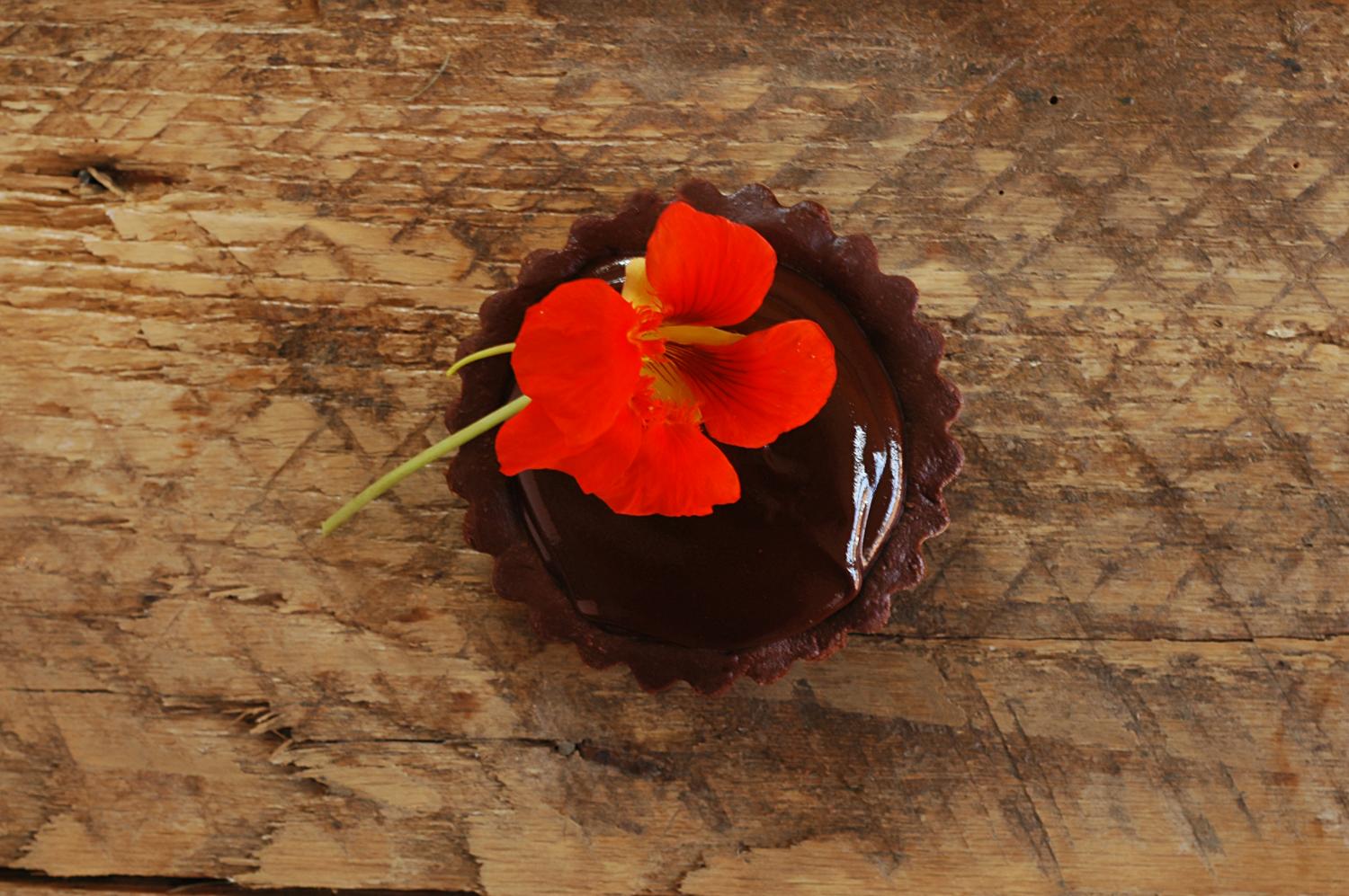 Chocolate with Nasturtium